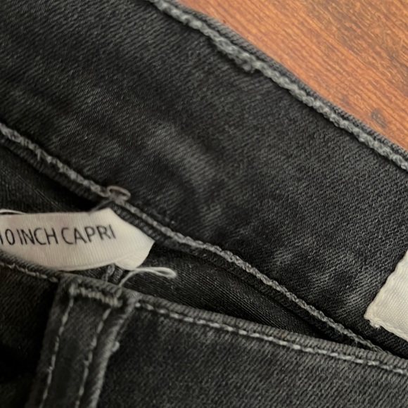 rag & bone 10” Capri Slit Jeans in Black Rock - Picture 3 of 12